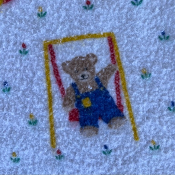 VTG Dundee 80s Teddy Bear Playground Flannel
Receiving Blanket Design Accents - Picture 6 of 14